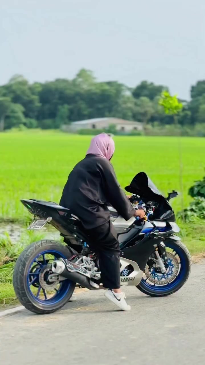 @SaDiyA AfRoJ MiM