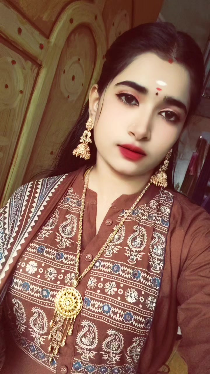 @🖤Soundarya🖤