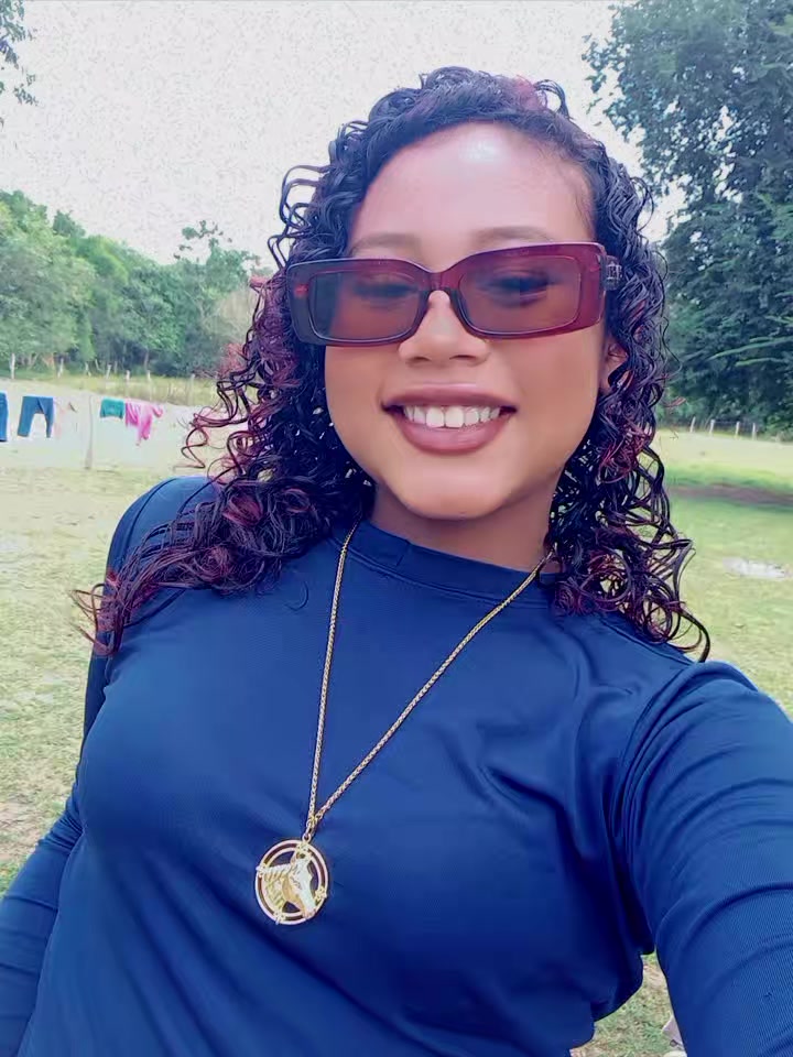 @Rafaellen Soares