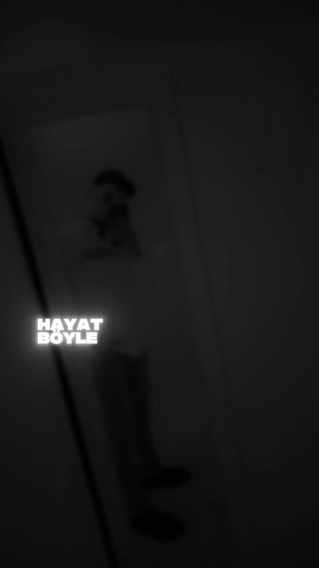 @𝕷𝖊𝖛𝖊𝖓𝖙 𝕲𝖆𝖟𝖎