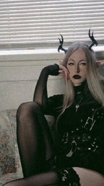 @ⁱᵗʰⁱˡ~✞︎