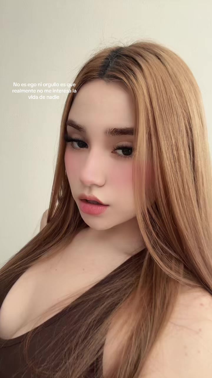 @𝚃𝚑𝚎_𝚐𝚊𝚋𝚜 🍸🎱💄