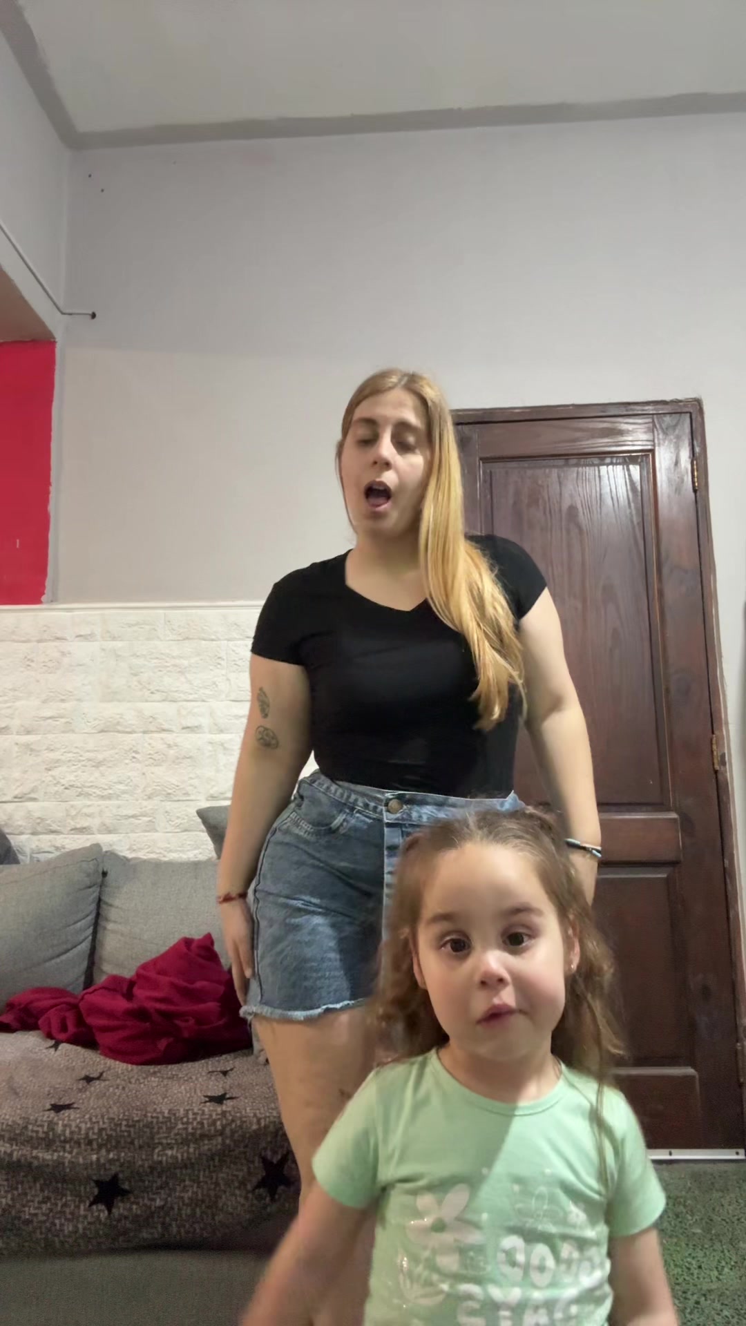 @Candee