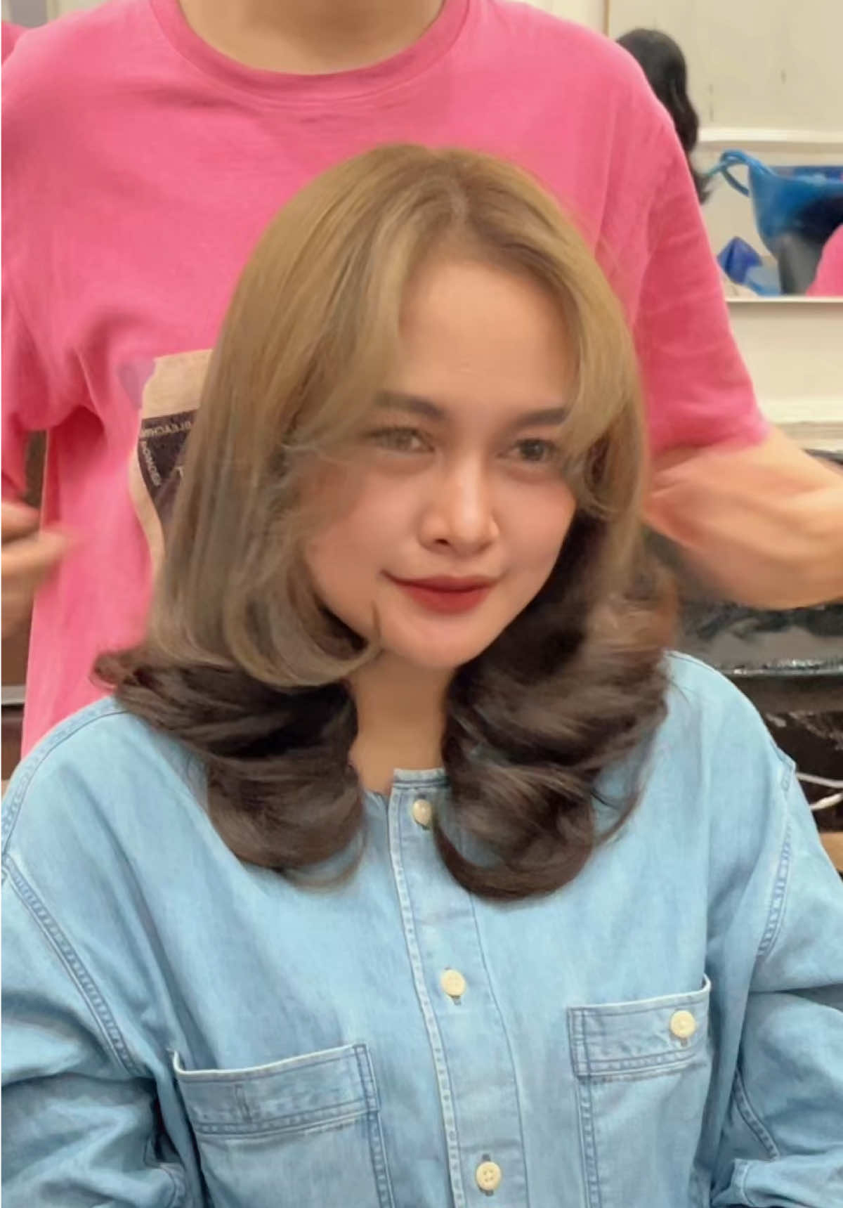 @BARBERELLA HAIR STUDIO