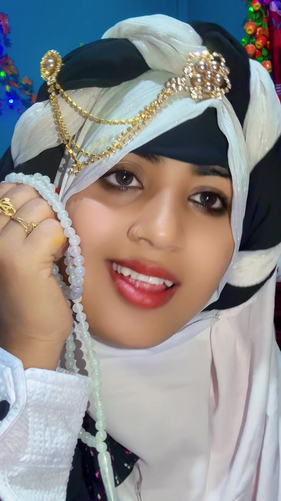 @🔥হাসির রাণী🔥