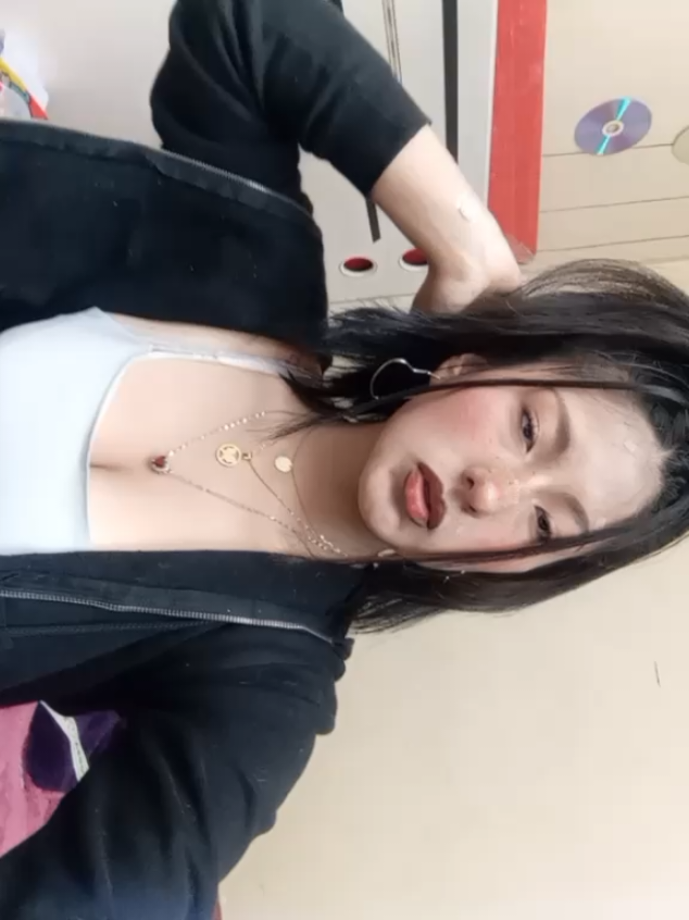 @✧𝒮𝓉𝒶𝓇𝒦𝒶𝓉𝓉✧