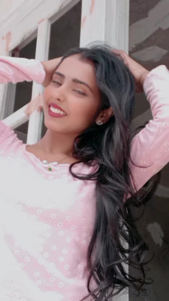 @rakhi thakur🌸🕊️