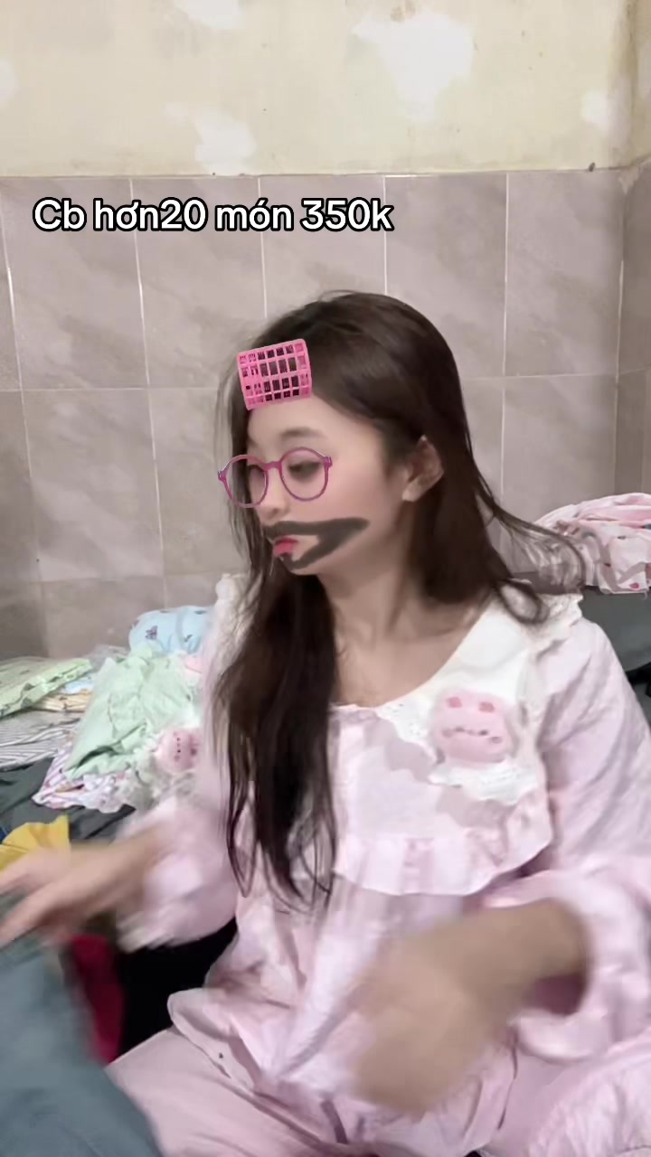 @Ly