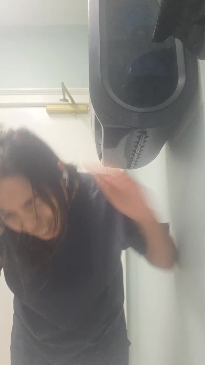 @ariyanababe