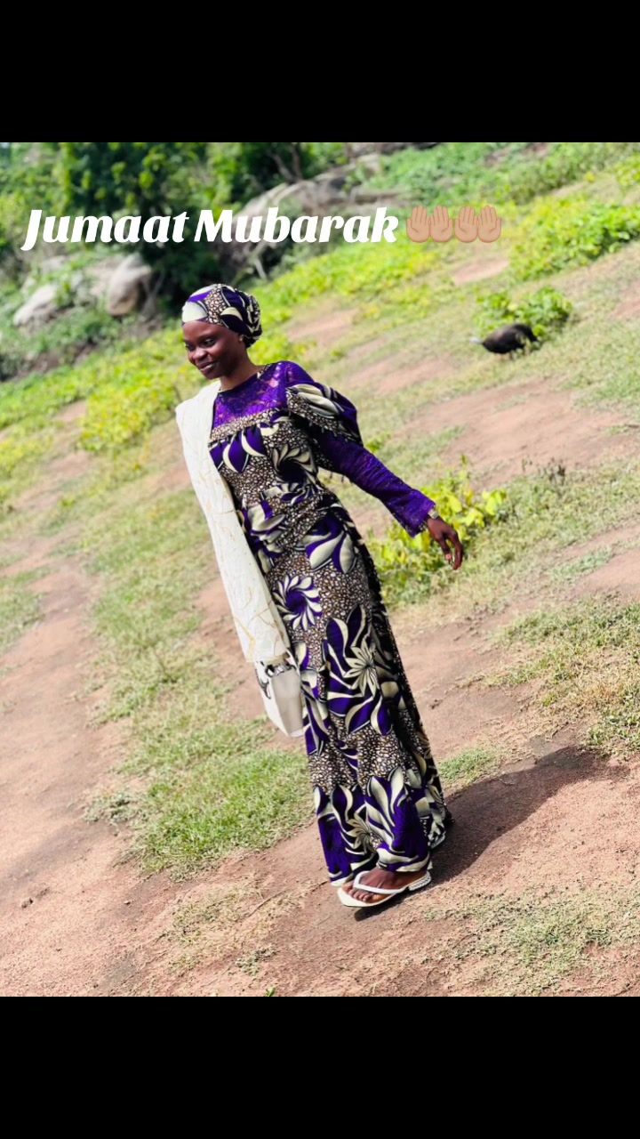@adesoftfashion
