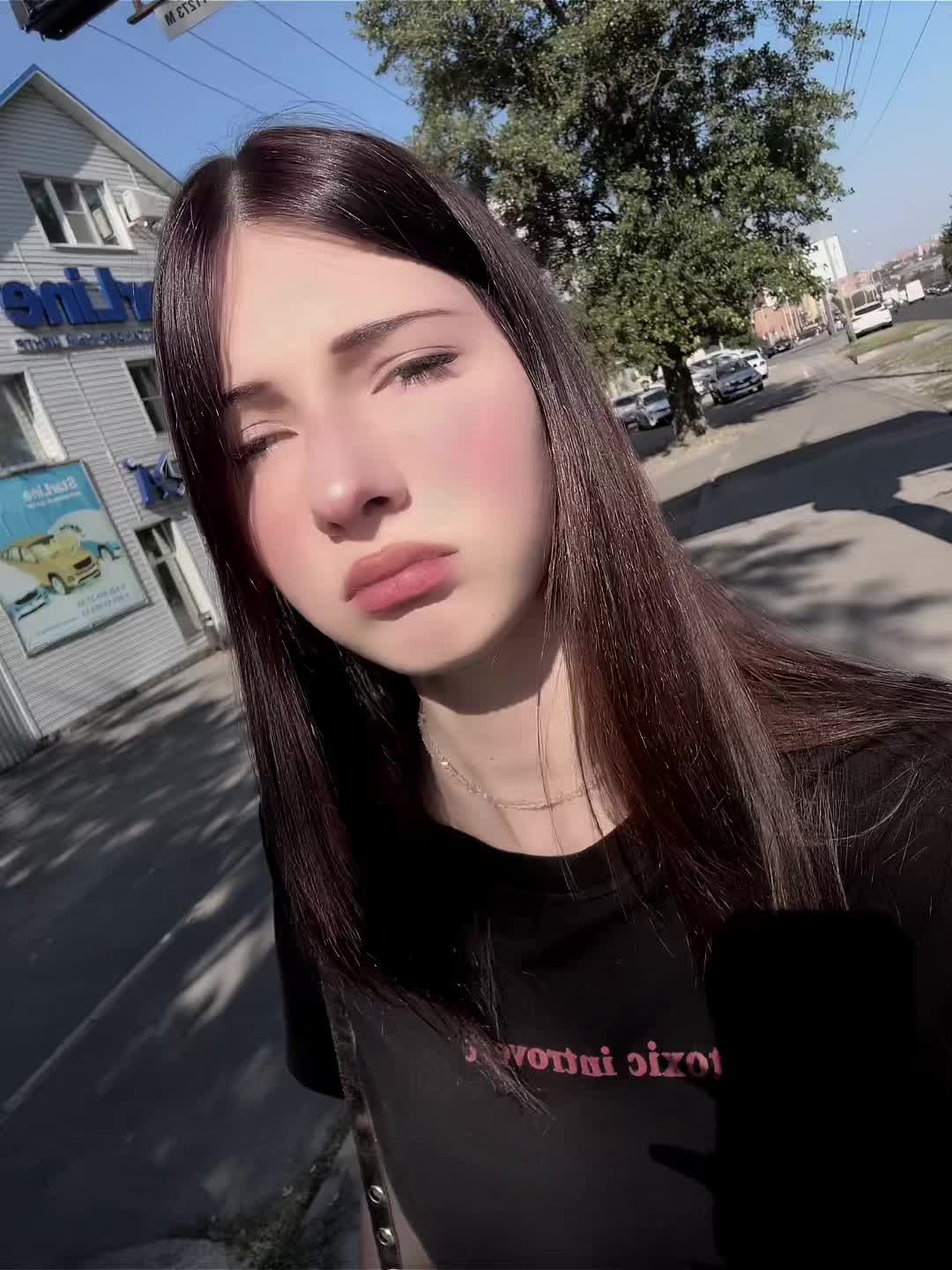 @Lirwwixia