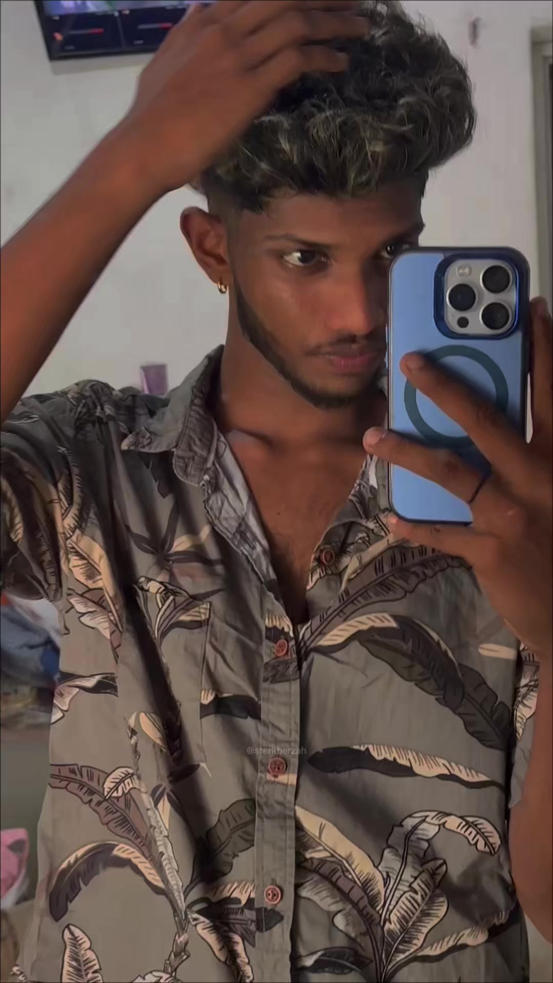 @Emo boy_ 🐰