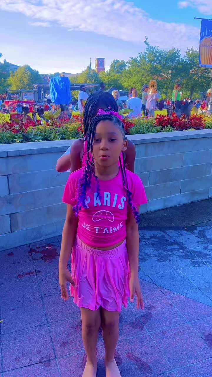 @Jahari +💅 Queen