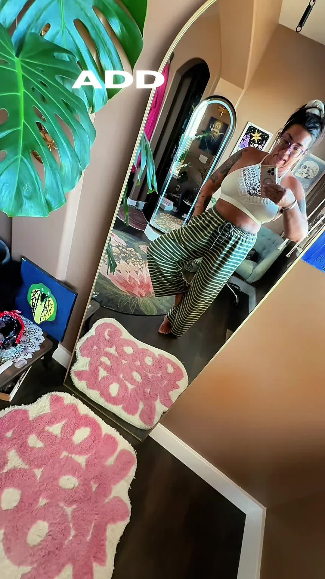 @RhiRhi🪴💋🌞