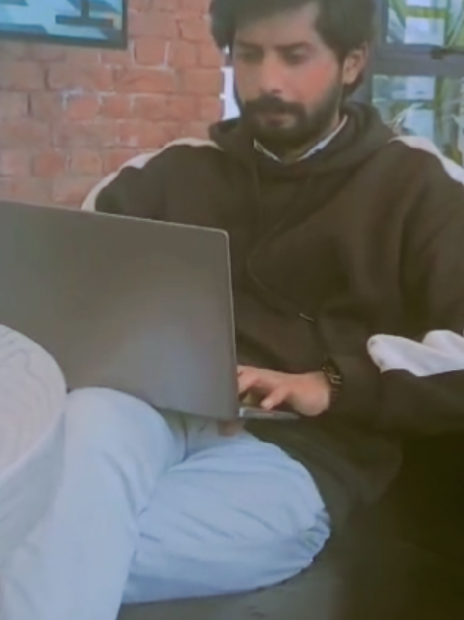@Aqib_aqiii