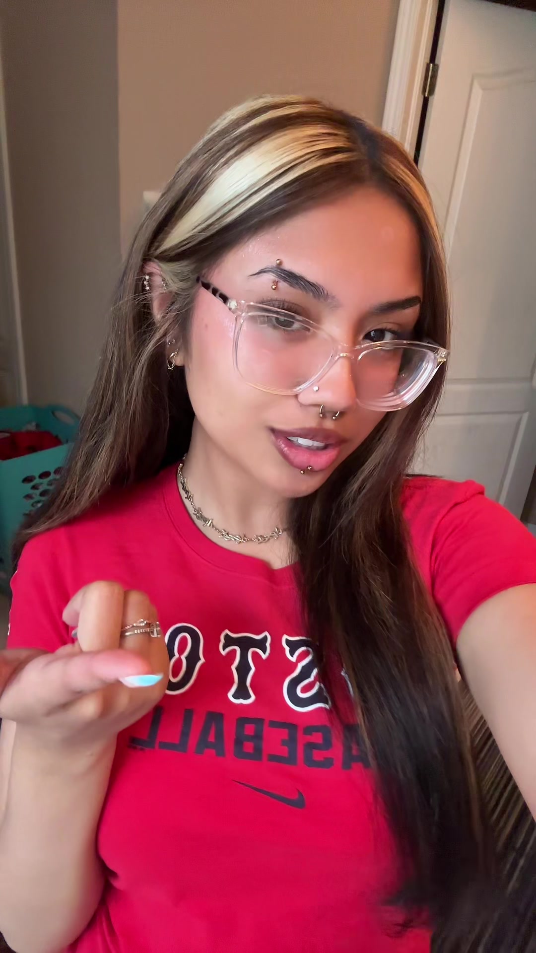 @selena⟢