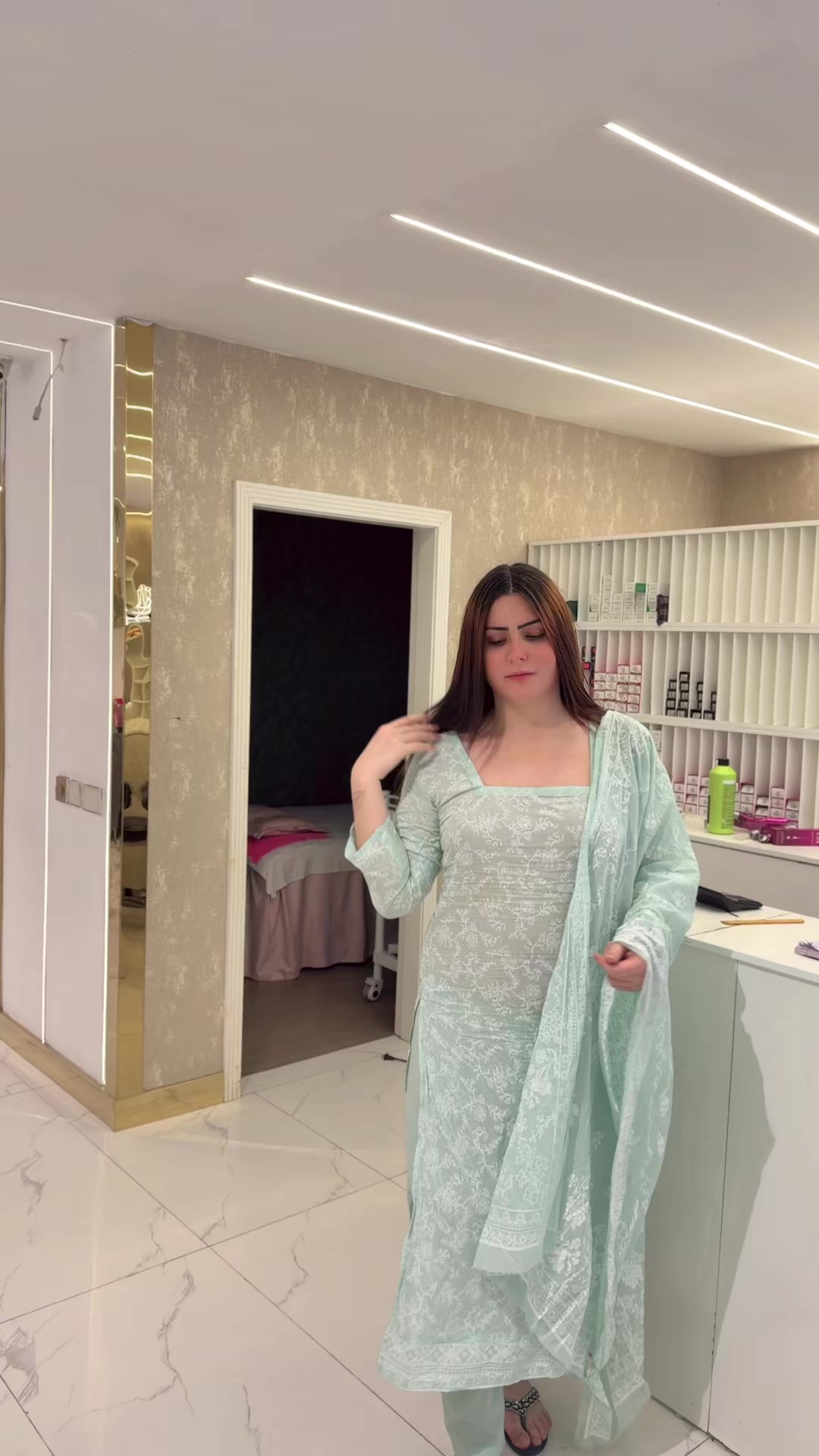 @Riya Khan34