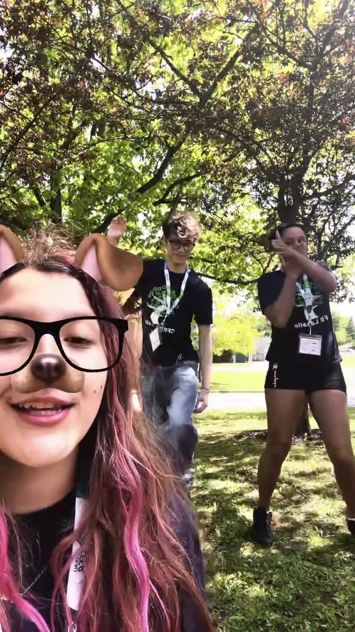 @zoeyy🧸ྀི🤍