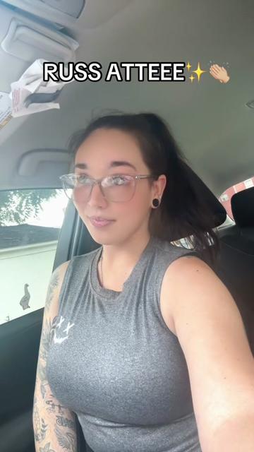 @Jenn✨🖤