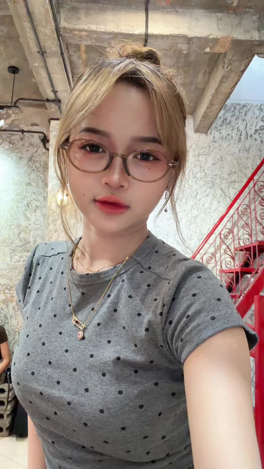@viviiii