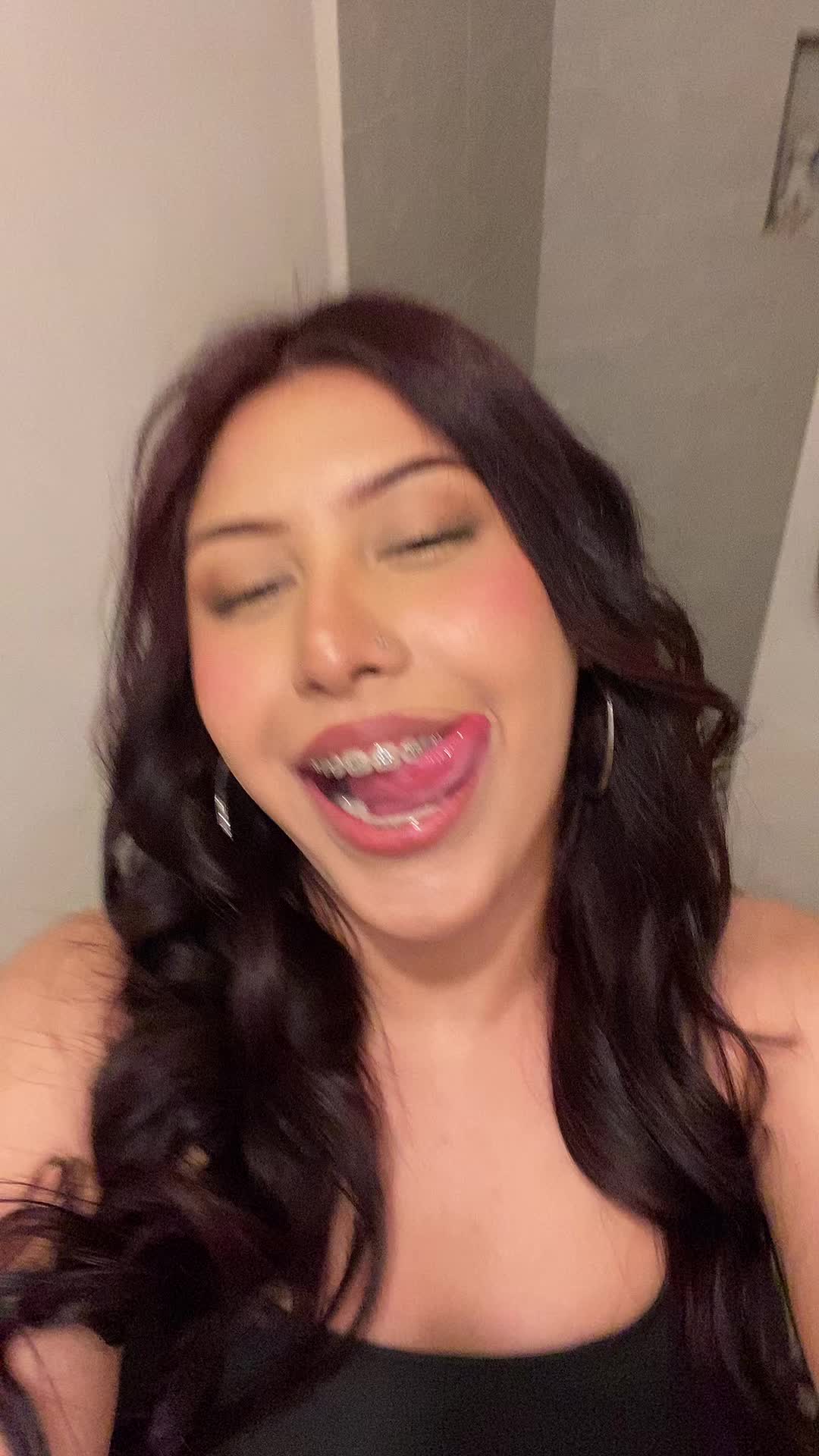 @Violetha Vega
