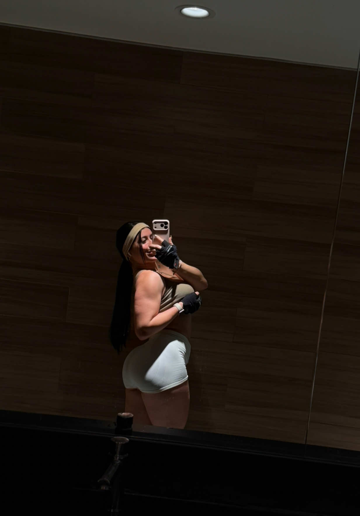 @Adriana Daniela🩵