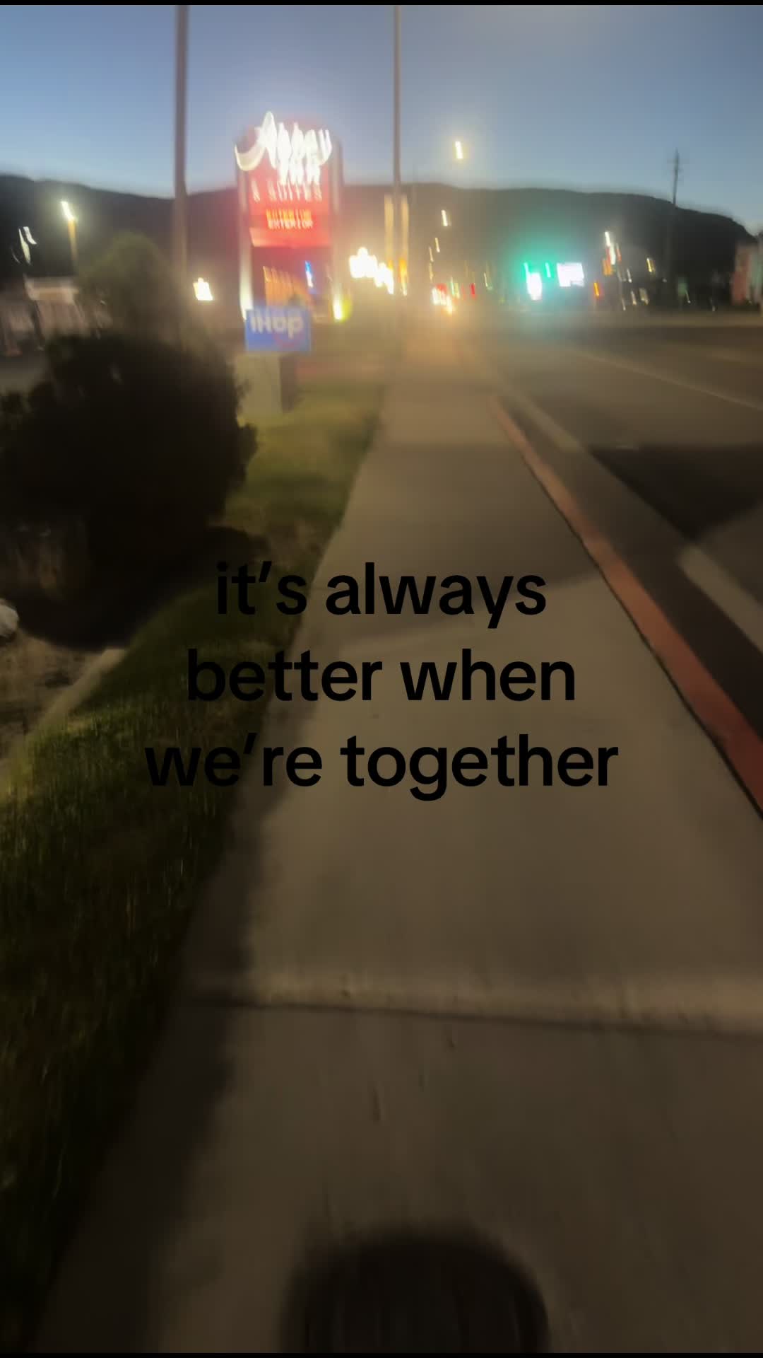 @bella