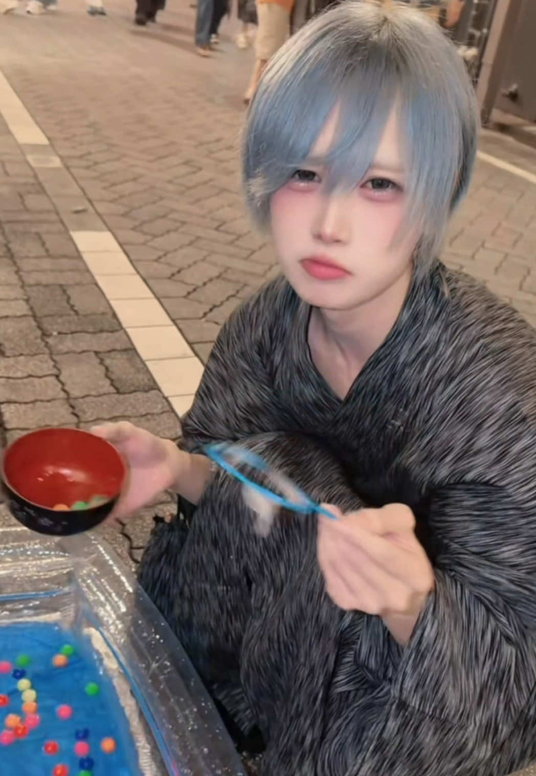 @ねる