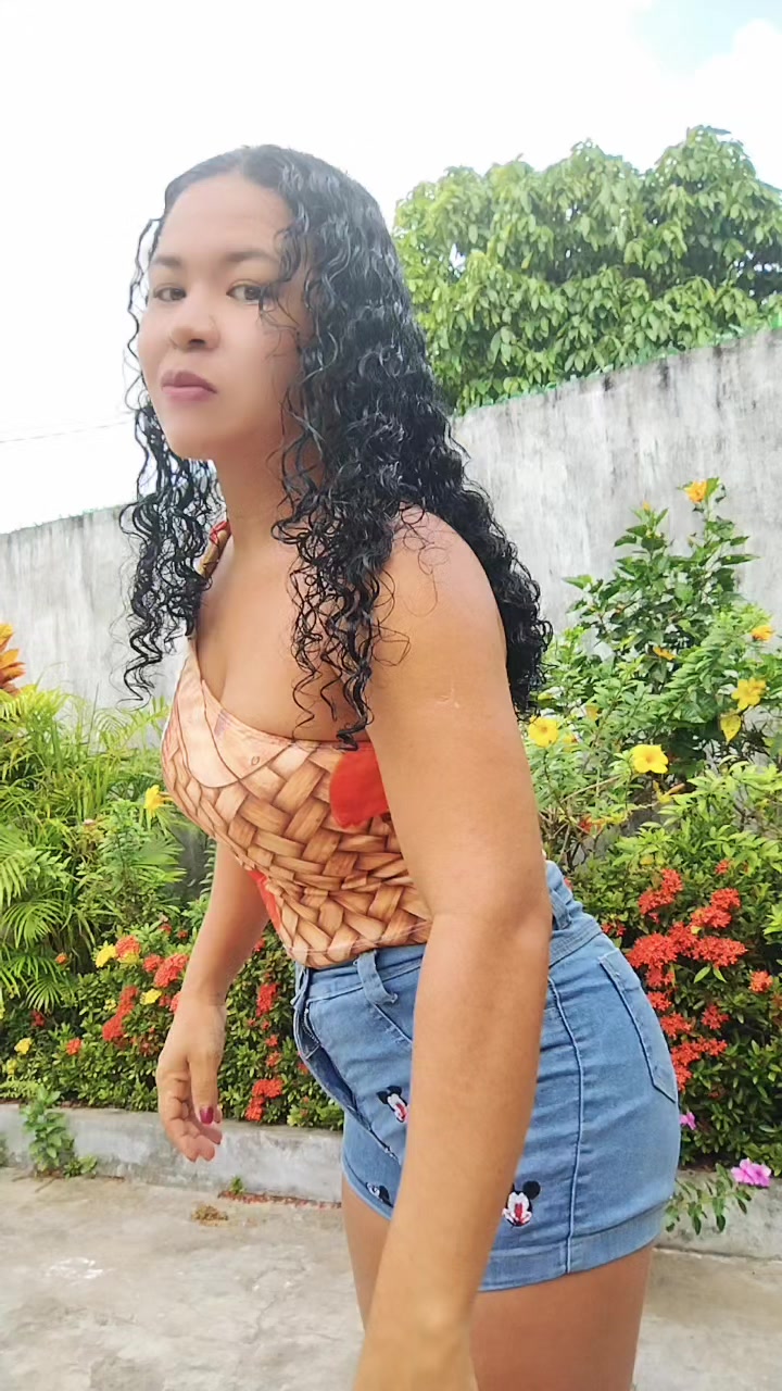 @Cristiane cristal 123