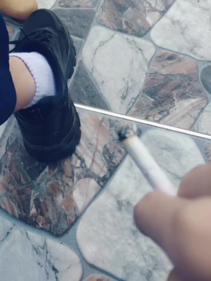 @...
