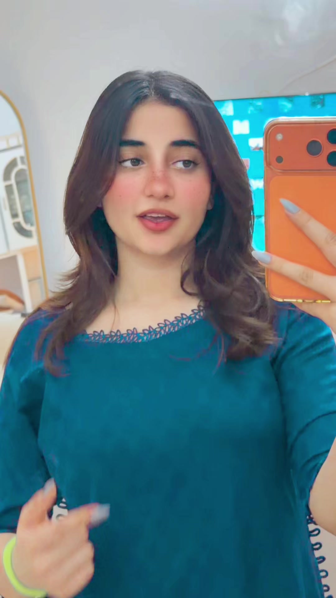 @Ayesha qureshi,
