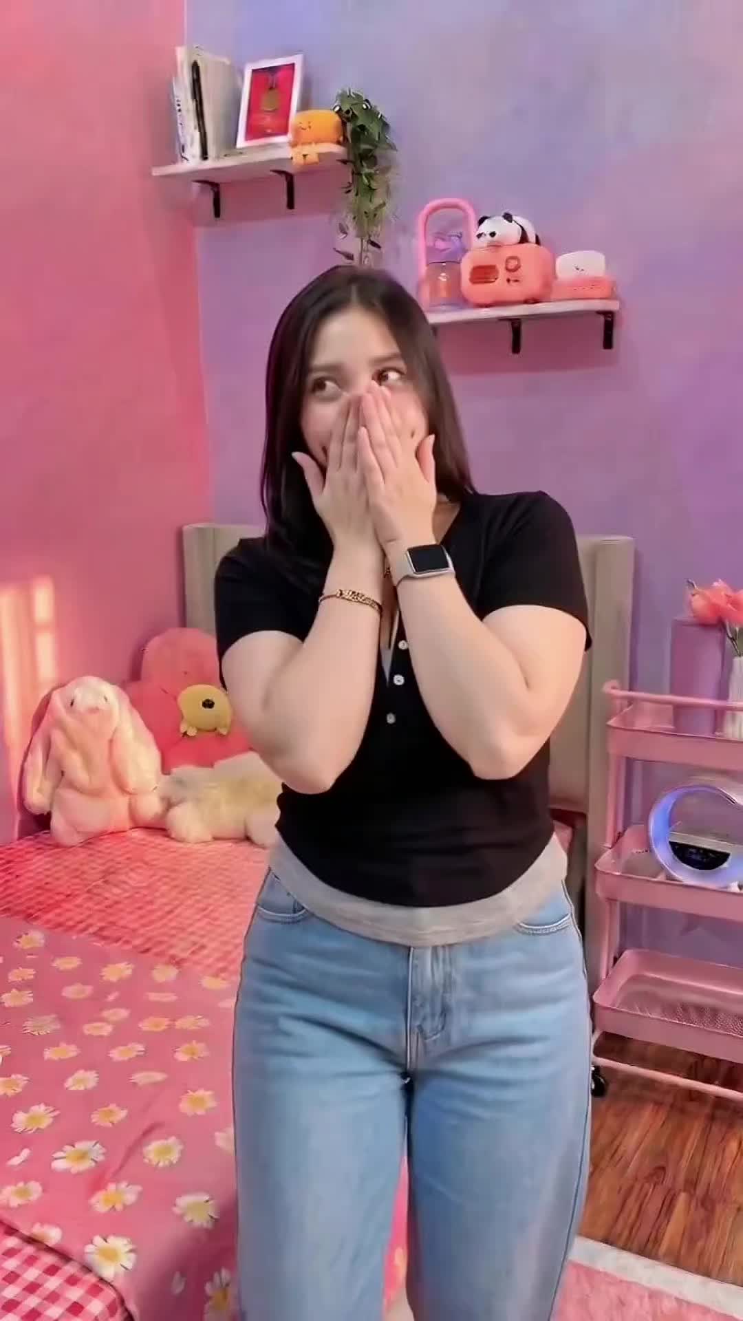 @Febby