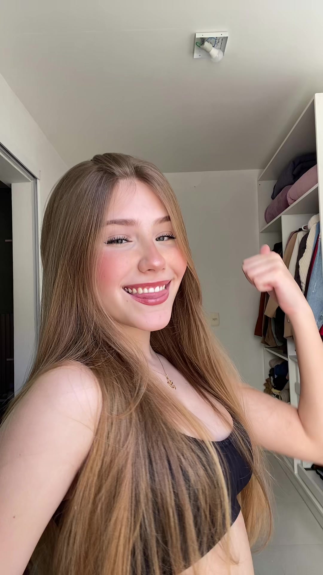 @Larapmendonca_