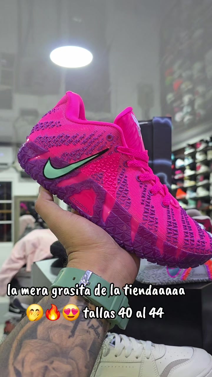 @Mr Shoes Nic_