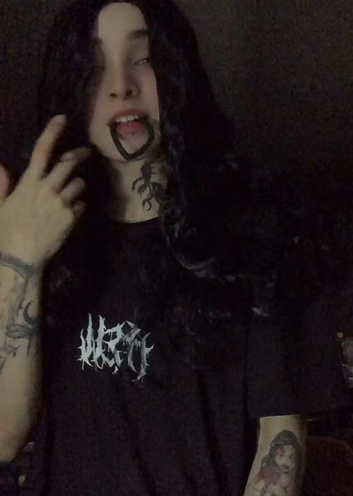 @Cieloazu violetrose