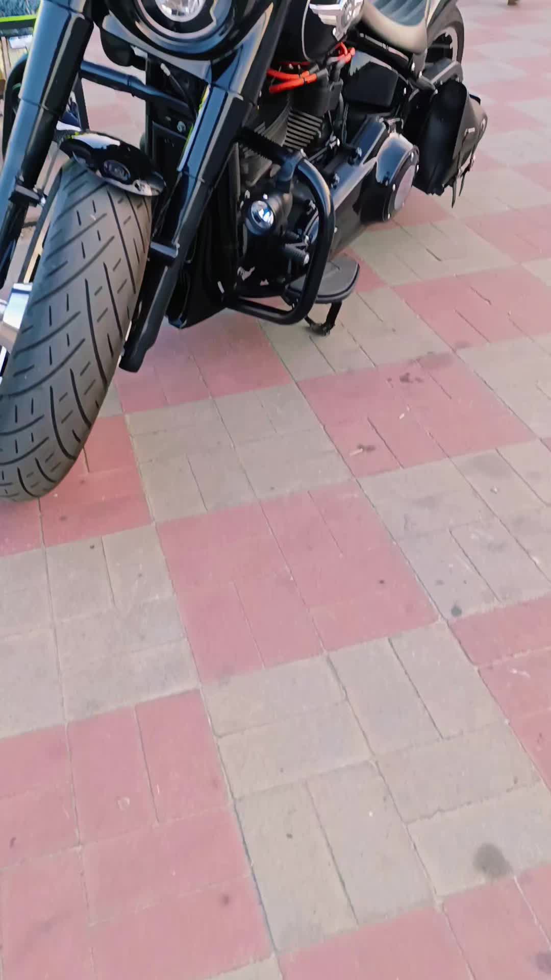 @Юра