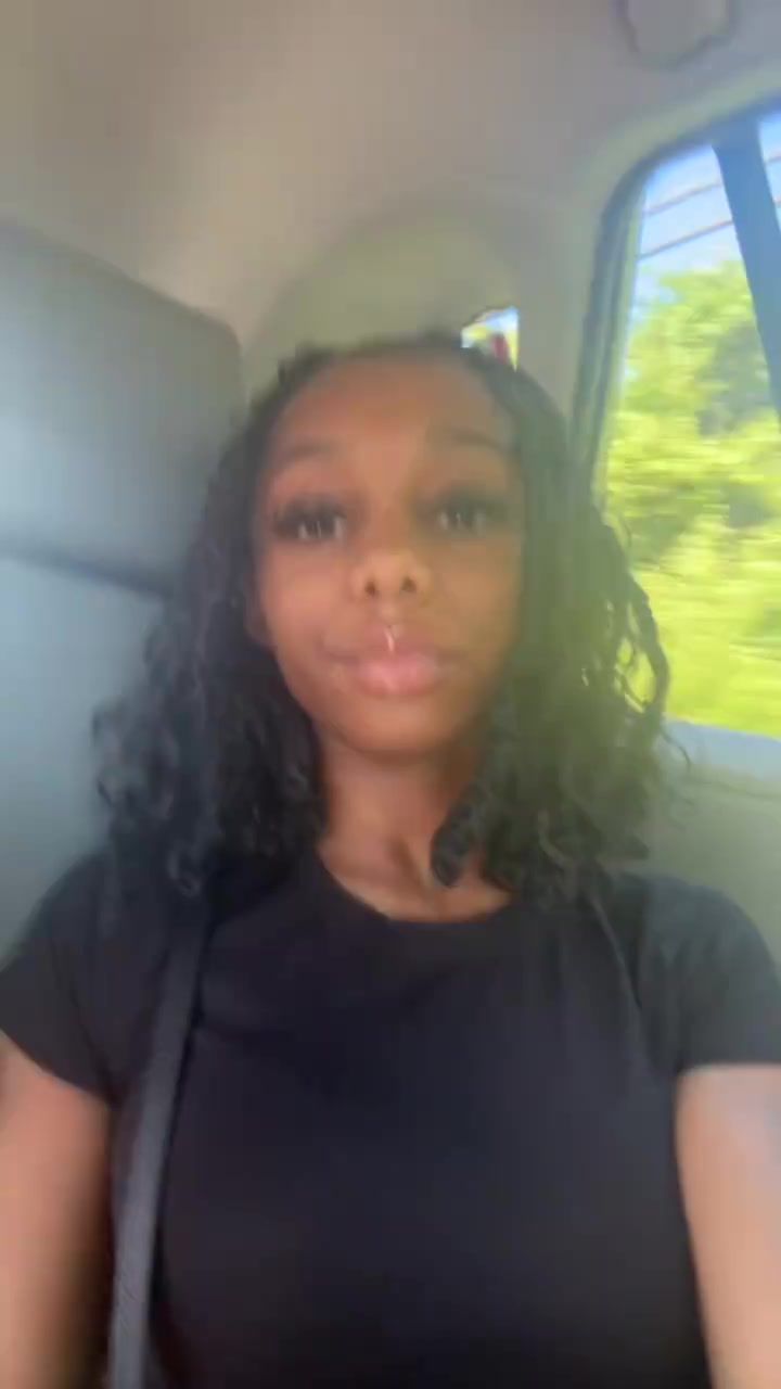@missemaniii