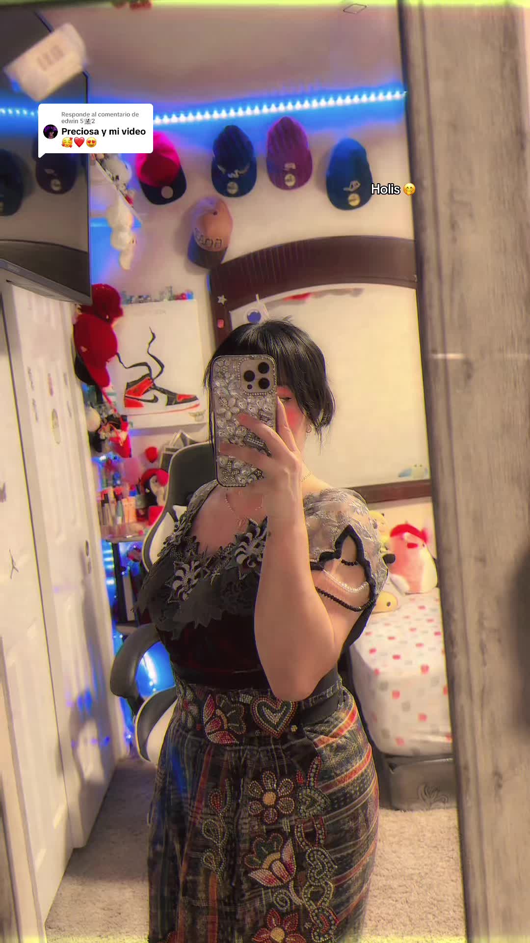 @Luna 🌙🖤💋