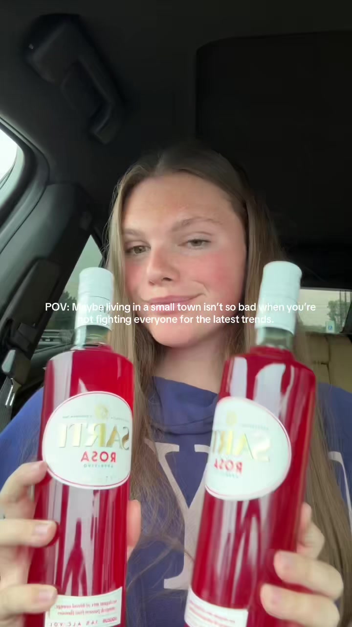 @lilyyfeinbergg