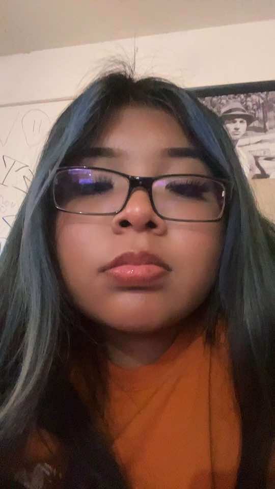 @🫐