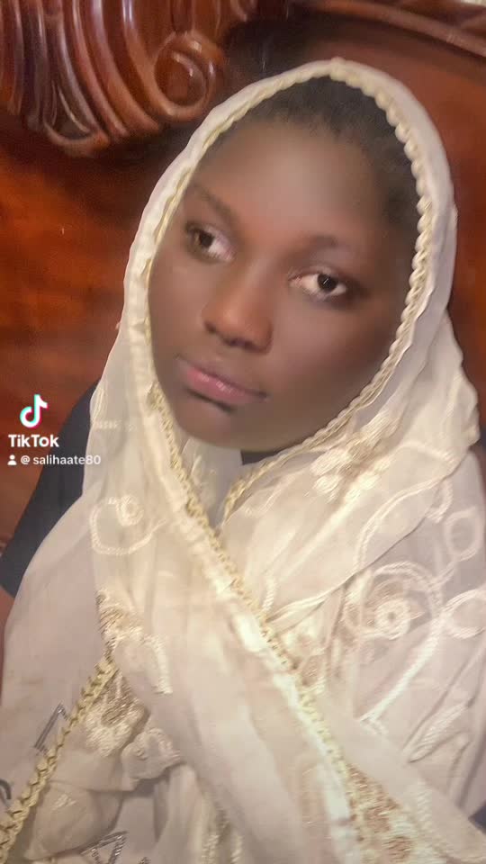 @Salihaate &hearts;️😍