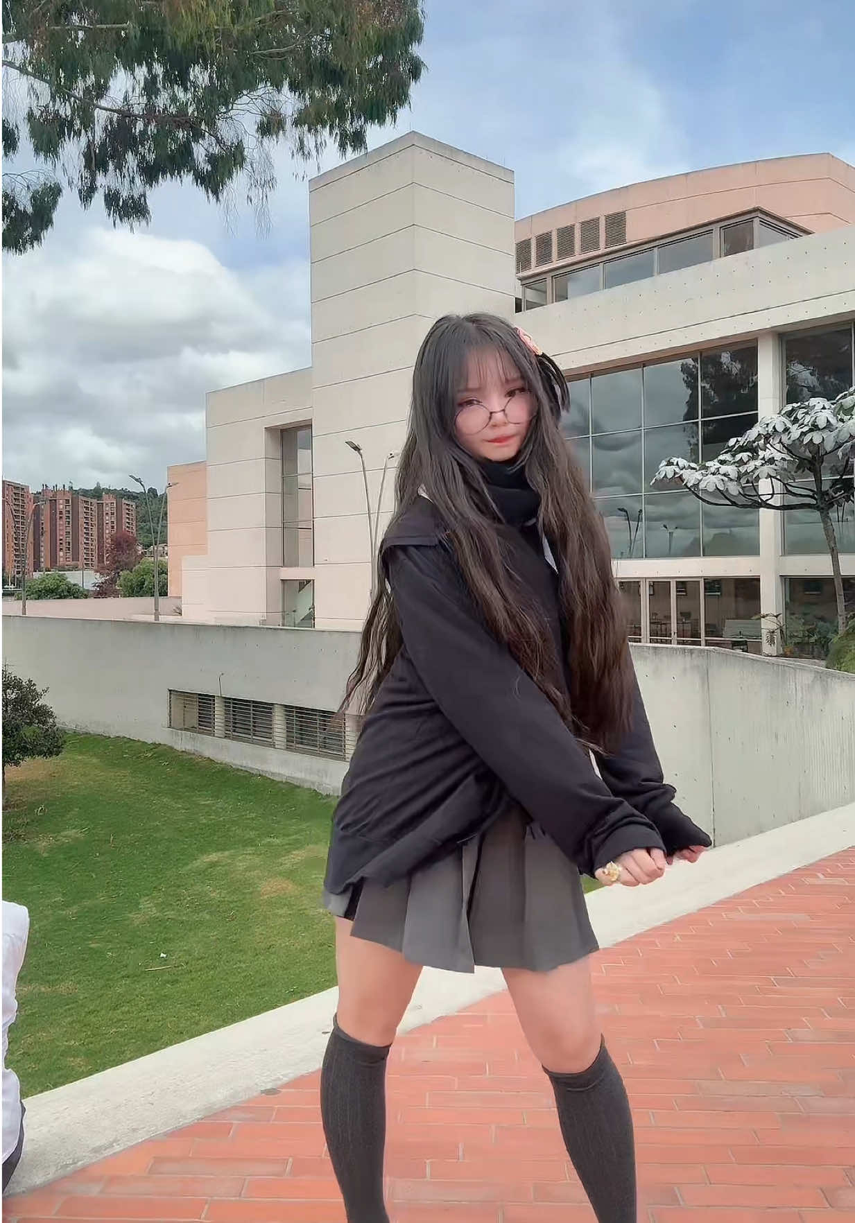 @Pomyu
