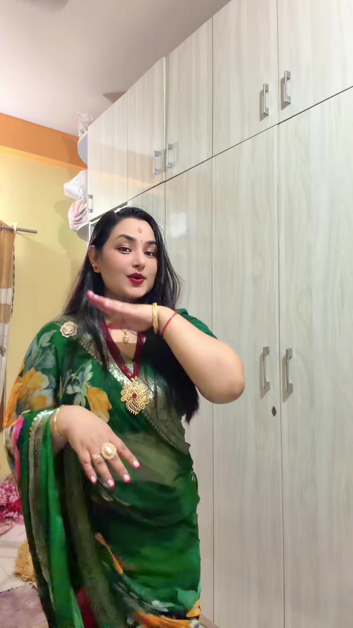 @Dipshikha