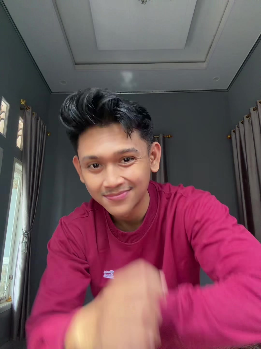 @ahy