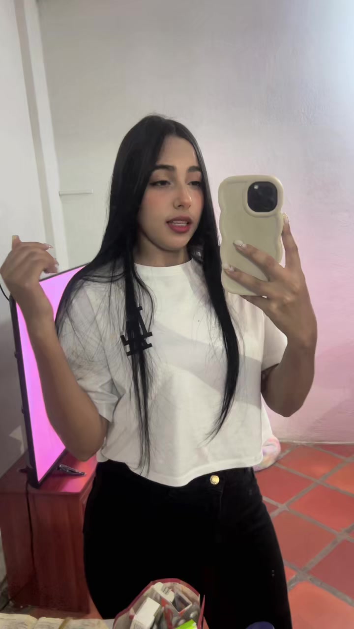 @Ana Hernández