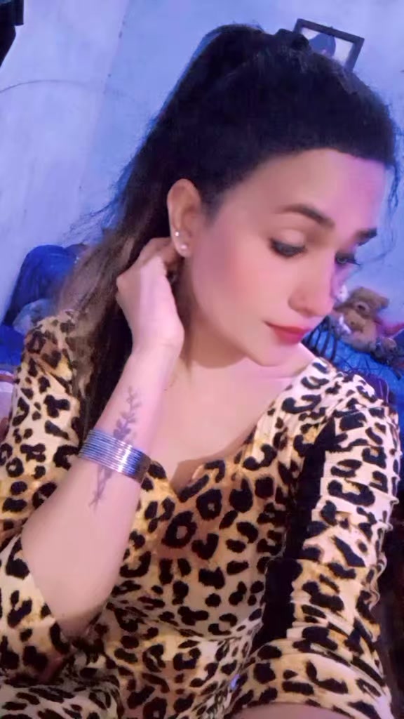 @sHiLpA kHaN