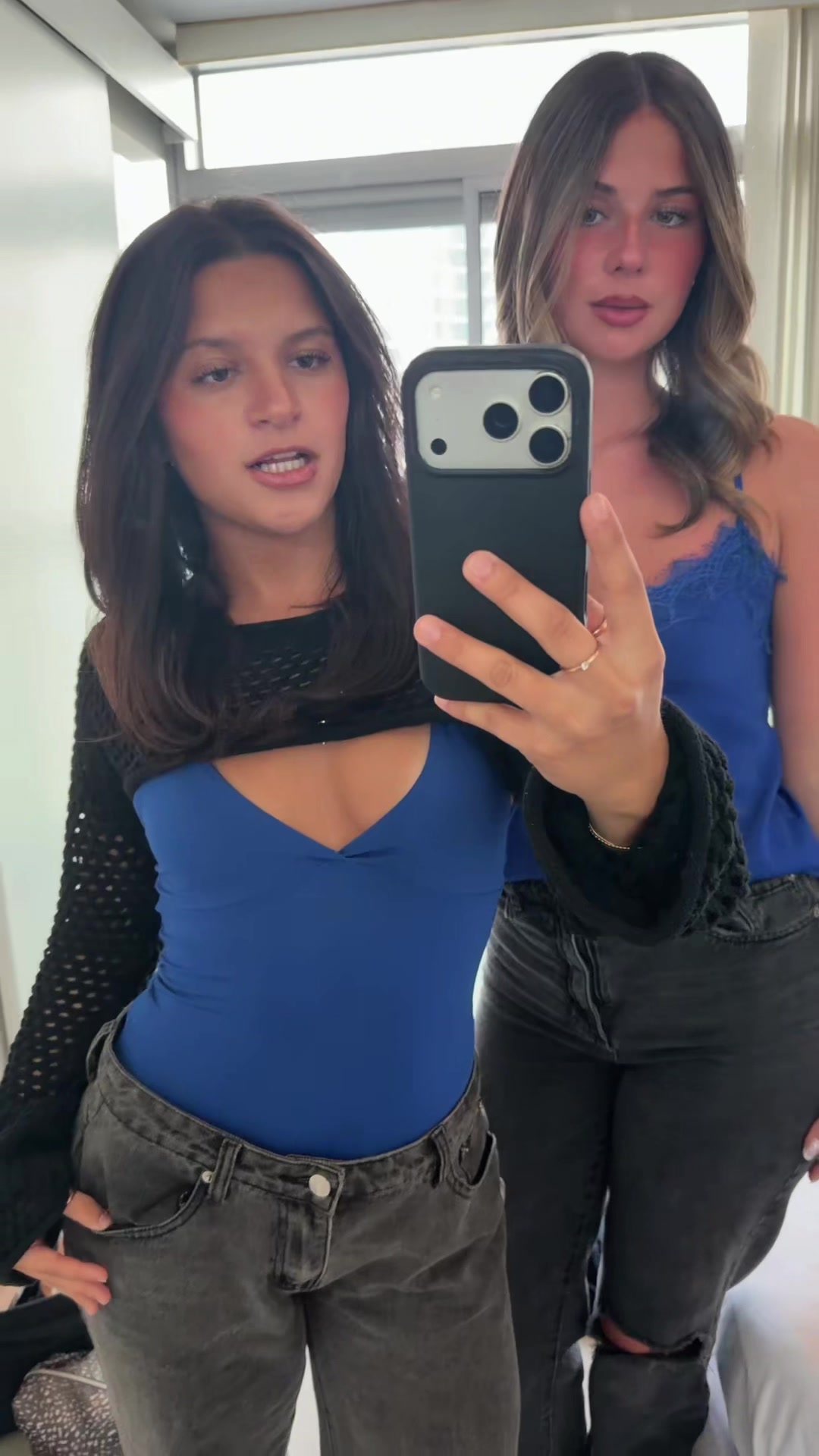 @mia