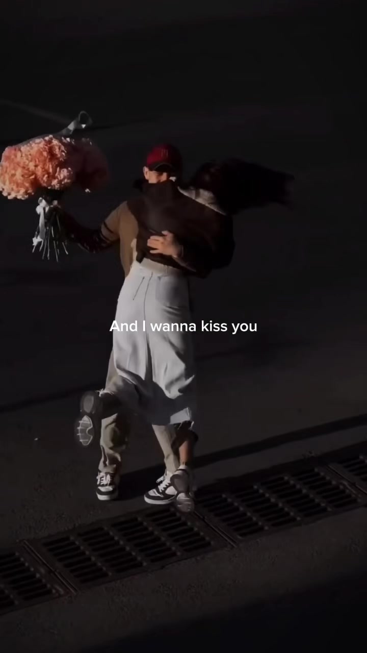 @Anuu_Lyrics