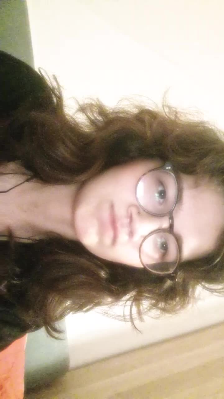 @zoeyy:3