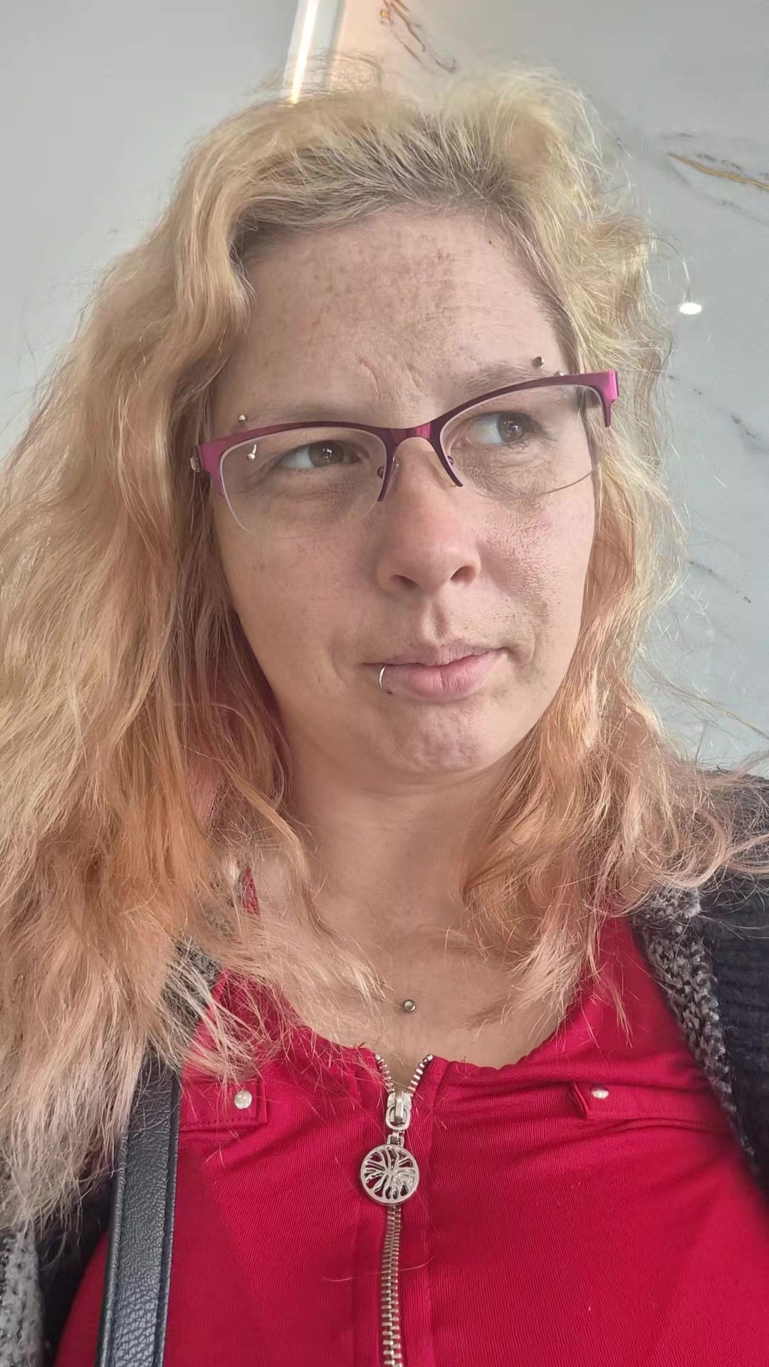 @RuthLessQueen
